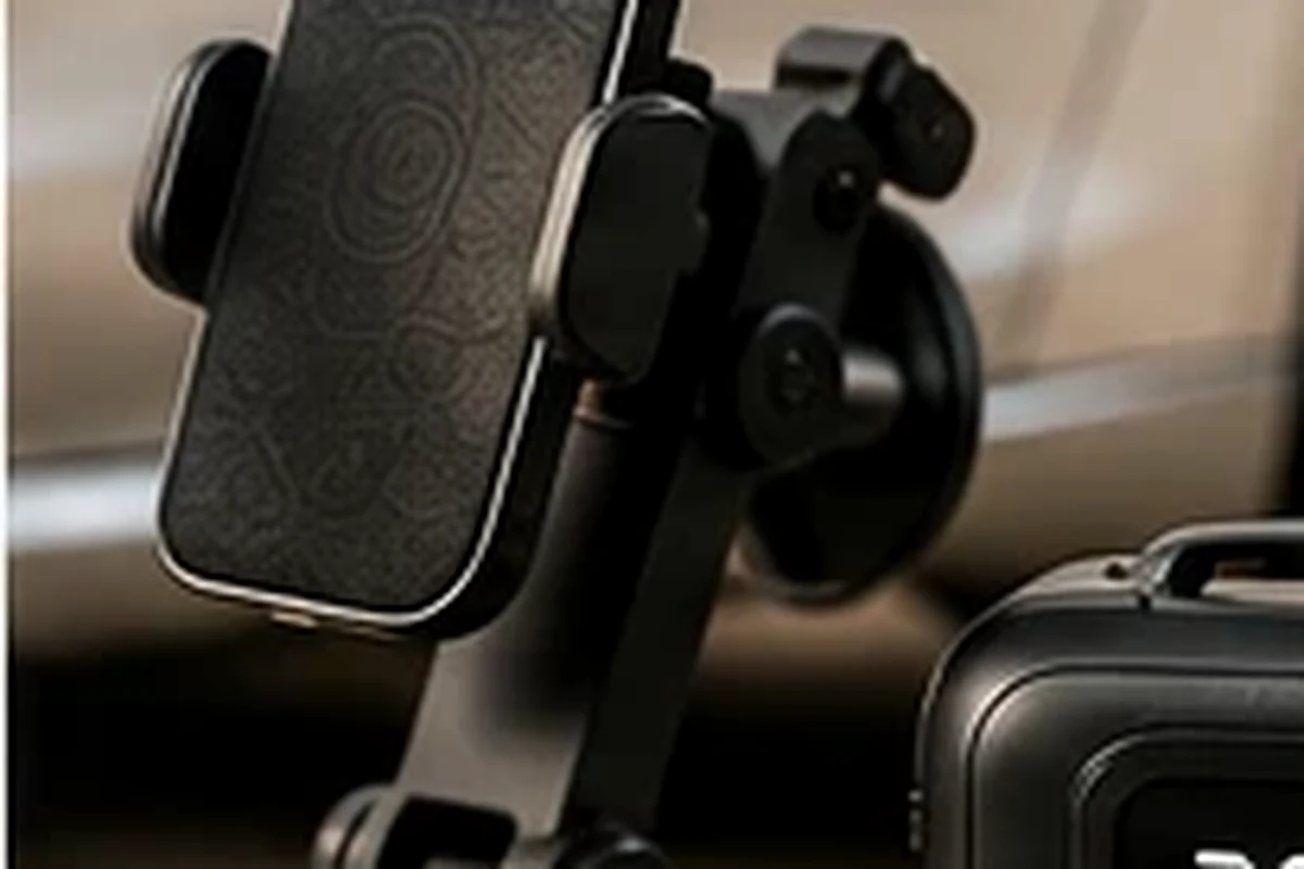 Editorial automotive image featuring a phone mount; not the exact merchant product